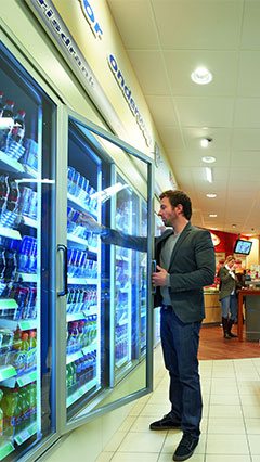 Bättre utseende för butikens produkter med Philips belysning för kylar
