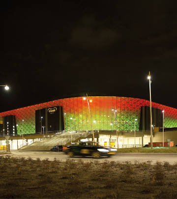 Fasad som ändrar färg på Friends Arena, Sverige 