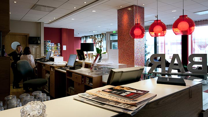 bild på Philips UV-C-armatur för hotell och restaurang