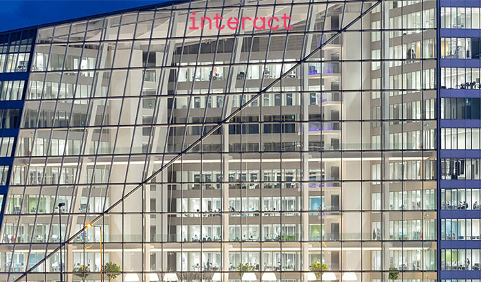 Fasaden på kontorsbyggnaden The Edge i Amsterdam