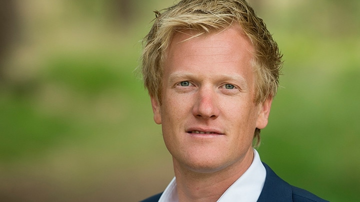 Rob van Brunschot Country & Commercial Leader, Sweden at Signify