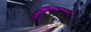 Webbstyrt LED-ljus  i Tomtebodatunneln